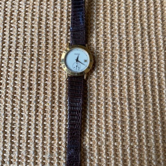 Gucci 3800 Men's Watch - Picture 1 of 6